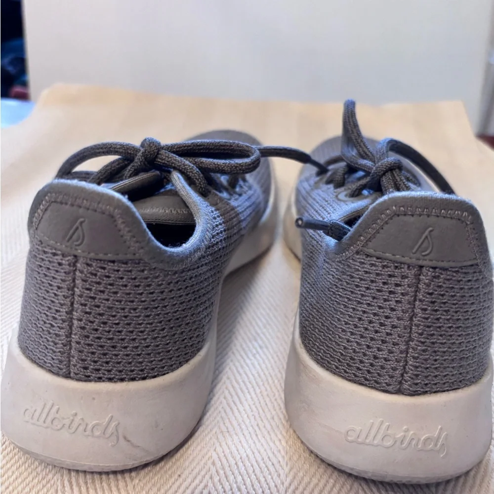 Allbirds Tree Runners Women's SZ 6 Mist Gray Sustainable Fashion Athletic